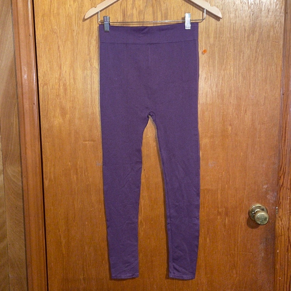 •NINE WEST•NWOT ICON SEAMLESS EGGPLANT HIGH WAISTED NYLON LEGGINGS SIZE M/L - Picture 6 of 6